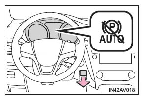 Toyota Avensis. Modus für die automatische Betätigung der Feststellbremse (Fahrzeuge mit Schaltgetriebe)